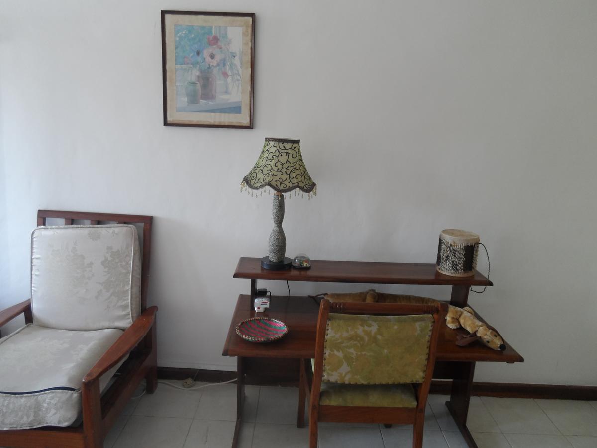 Sokoine Aparthotel - Life House Building Dar es Salaam Eksteriør billede