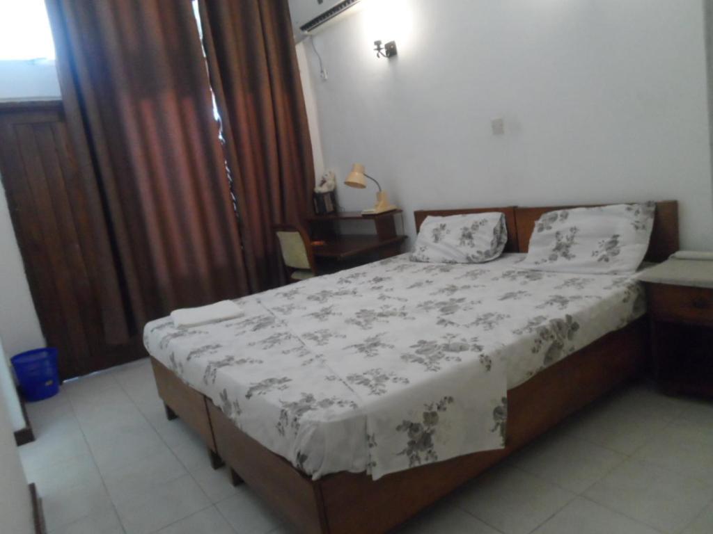 Sokoine Aparthotel - Life House Building Dar es Salaam Eksteriør billede
