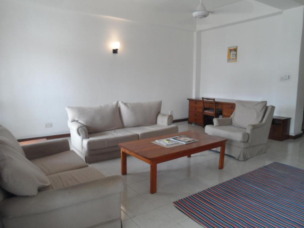 Sokoine Aparthotel - Life House Building Dar es Salaam Eksteriør billede
