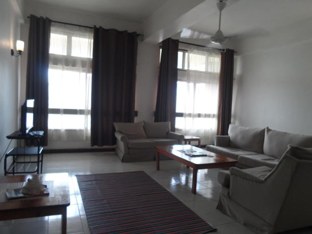 Sokoine Aparthotel - Life House Building Dar es Salaam Eksteriør billede