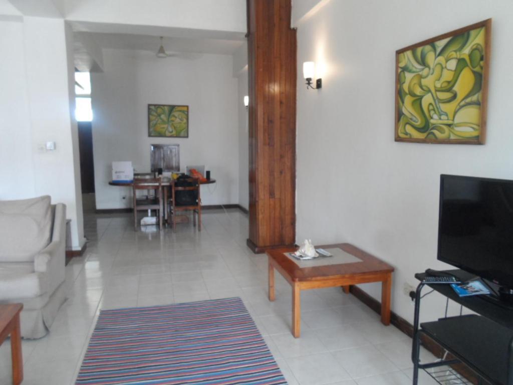 Sokoine Aparthotel - Life House Building Dar es Salaam Eksteriør billede